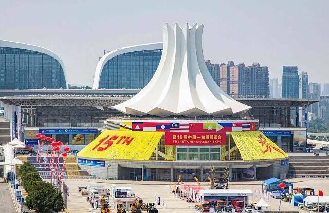 Pakistani stalls showcase export-oriented products at China-ASEAN Expo