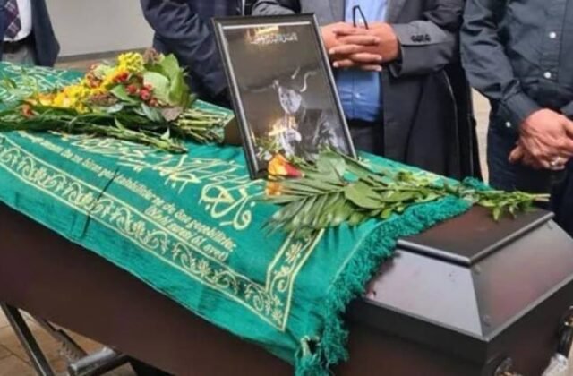 Umer Sharif Laid to Rest in Karachi