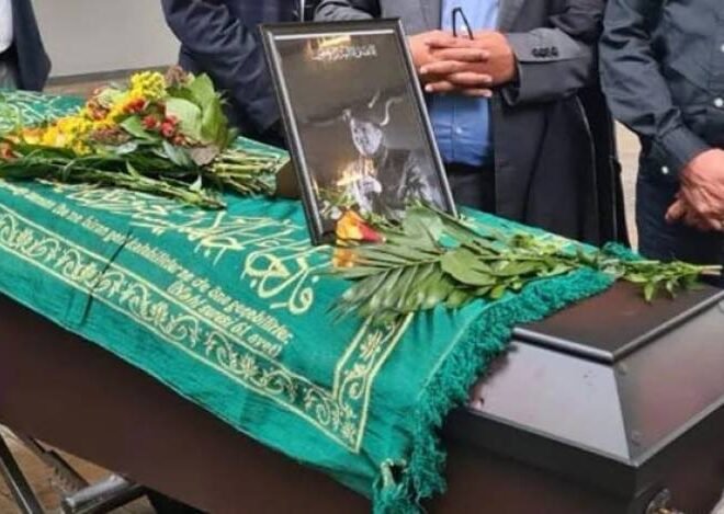 Umer Sharif Laid to Rest in Karachi