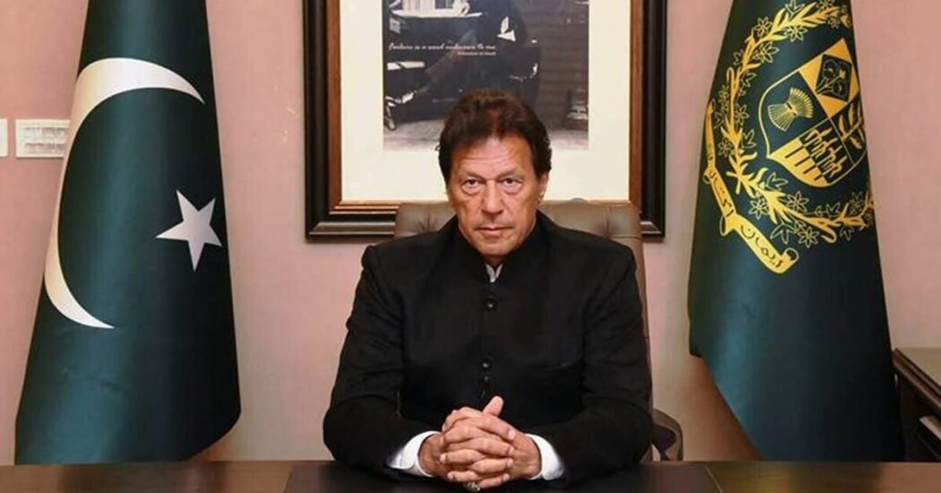 The word coterie meaning used in Imran Khan's Tweet