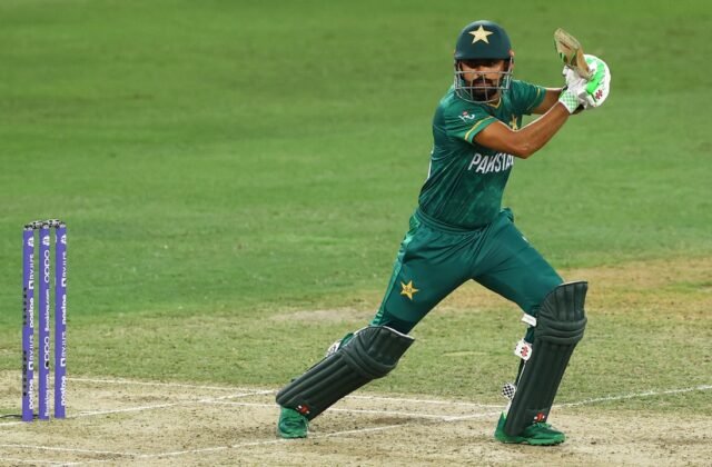 Babar Azam became the fastest Asian batsman to score 11000 runs