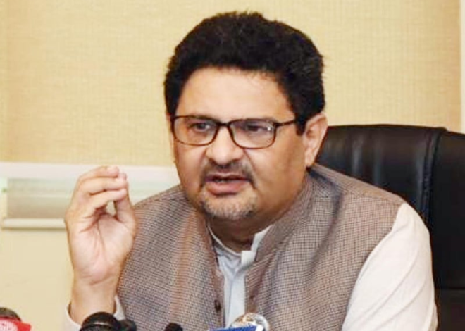 Miftah Ismail Admits Pakistan is on Edge of Default