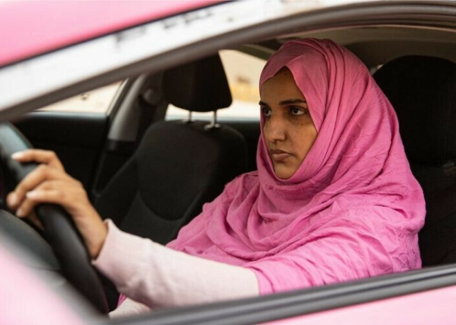 Women-only Taxi Service to be Launched in Karachi Soon