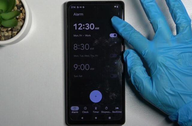 Google pixel alarm