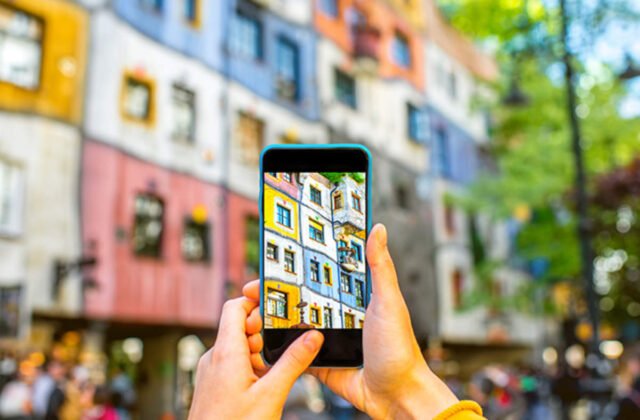 Get ready to elevate your photo sharing game! WhatsApp is introducing a game-changing feature