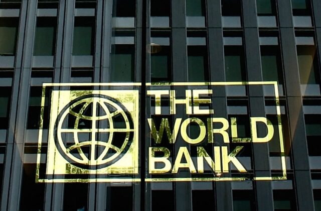 World Bank explains reason for delay in releasing $1.1 billion loan to Pakistan