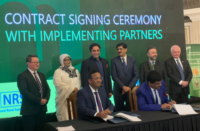 The Sindh government partnered with the World Bank to construct 46,000 climate-resistant homes