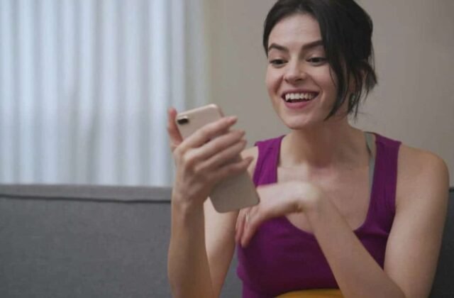 WhatsApp Introduces Picture-in-Picture Support for Video Calls