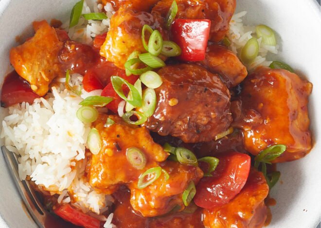 Pakistani and Indian Foodies Fight Over the Origin of Chicken Manchurian