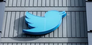 An Internal Email Reveals Elon Musk Values Twitter at $20 Billion Only
