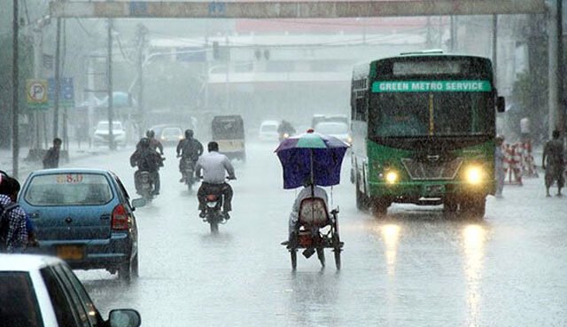 MET Office Predicts Heavy Rains in Karachi Suburbs