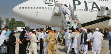 How many people from Pakistan are likely to go on Hajj this year?