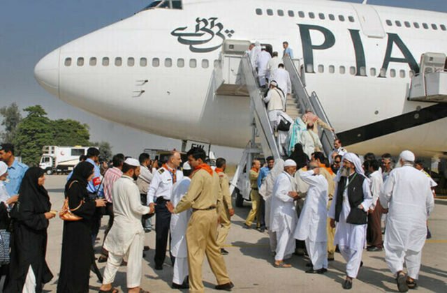 How many people from Pakistan are likely to go on Hajj this year?