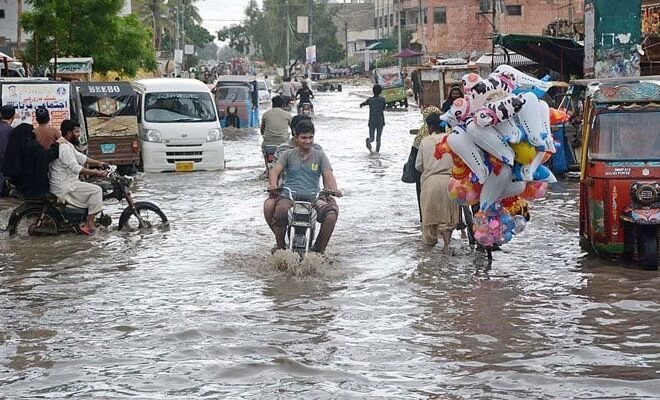 Torrential Rains Expected in Karachi from April 28