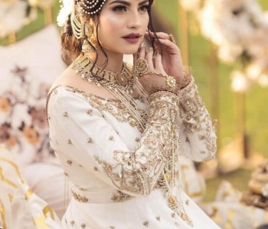 ‘Why Do You People Care So Much About My Marriage?’, Neelam Munir Slams Reporter