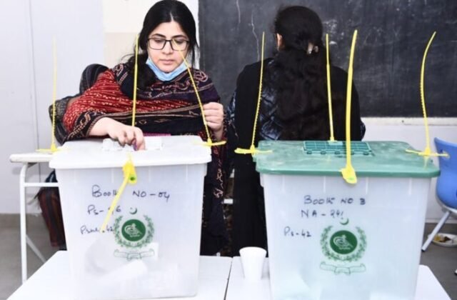44% Of Registered Voters in Pakistan are Millennials and Gen Z