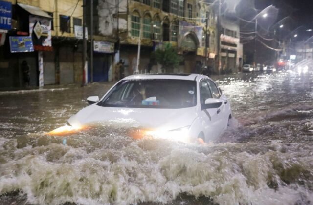 Pakistan braces for heavy rain and hailstorms, PMD warns of potential damage