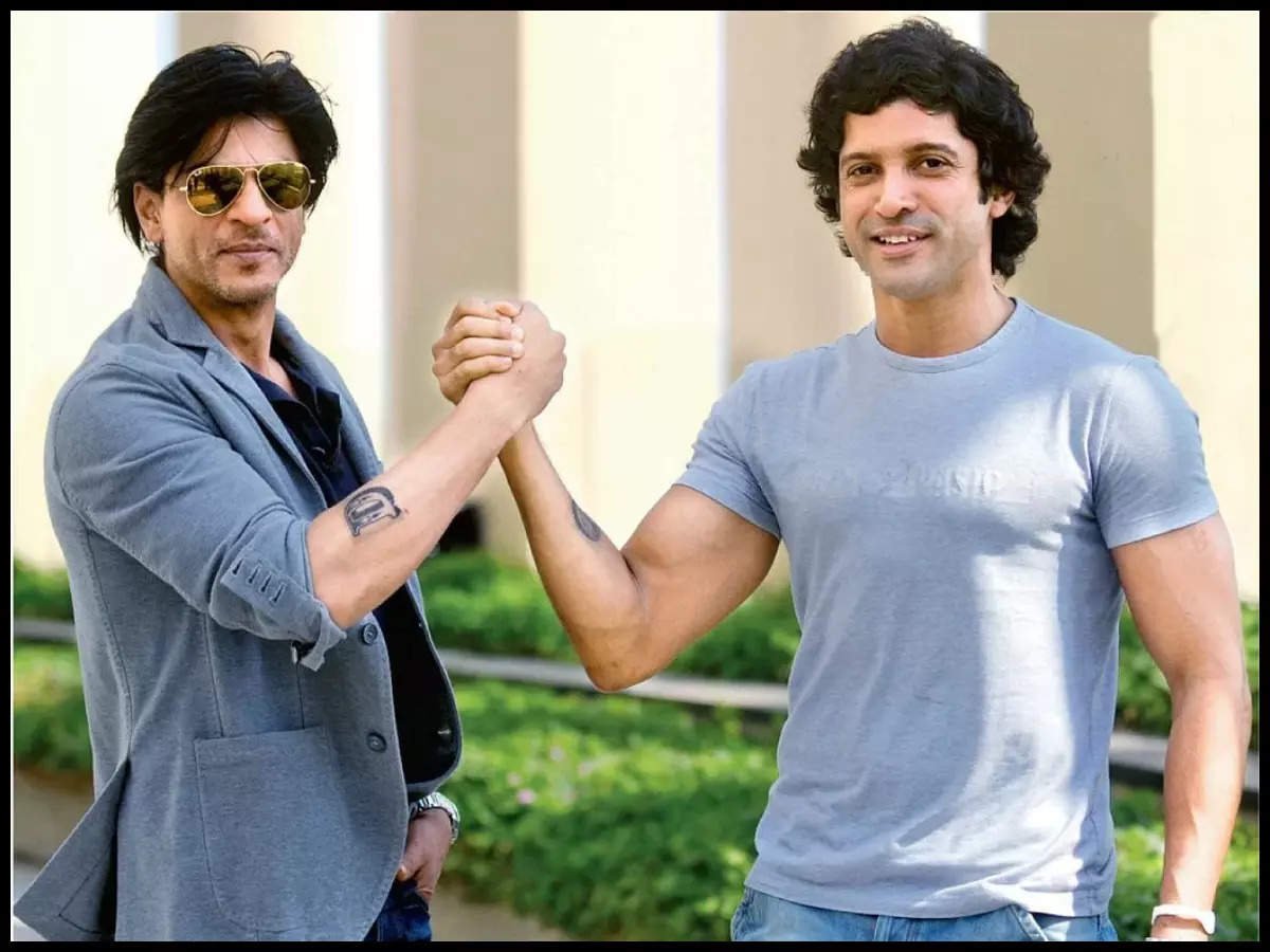 Shah Rukh Khan Steps Away From “Don 3” Leaving Farhan Akhtar Looking for Another “Option”