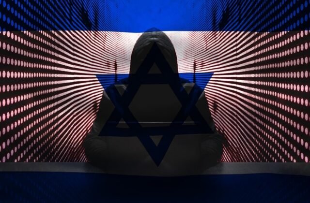 Pakistanis, beware of Israeli hackers!