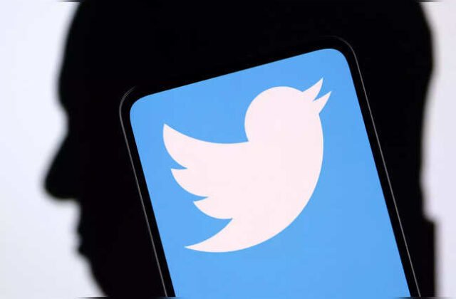 Twitterverse is Bombarded With Hilarious Responses to This Tweet