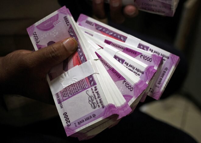 This is the Reason India is Withdrawing its 2000-Rupee Note
