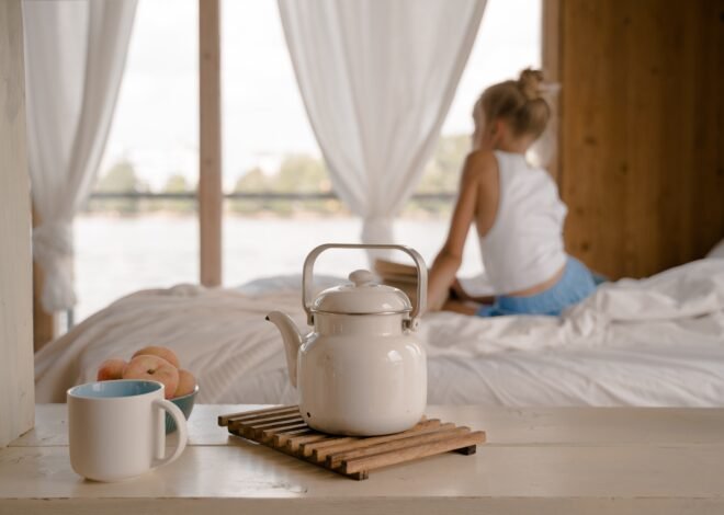 5 Side Effects of Drinking Too Much Tea You Should Know About