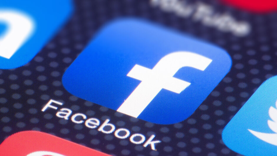 Facebook Fixes Bug Sending Friend Requests to Users “Mistakenly”