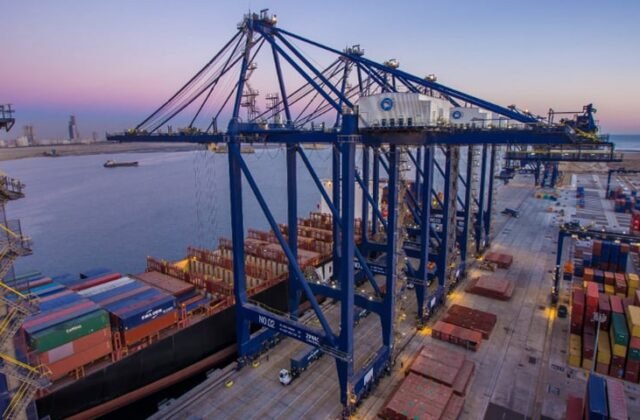 UAE Wants to Acquire Karachi Port Terminals