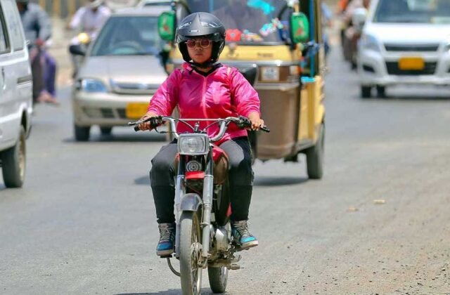 “Women on Wheels” Program to Offer 22,000 Scooties at Discounted Price