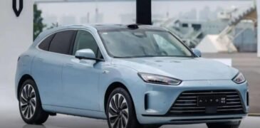 AITO Introduces Huawei-Backed M5 SUV with Enhanced Features