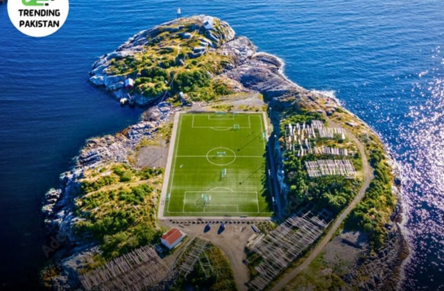 Henningsvær Stadion