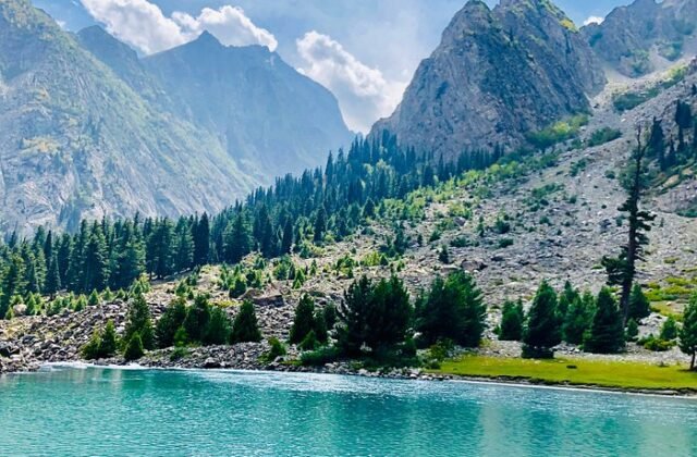 Top 3 Cold Places To Visit in Pakistan