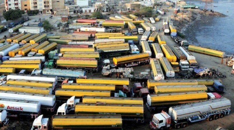 Explosive Report Reveals Politicians' Involvement in Massive Iranian Fuel Smuggling Operation in Pakistan