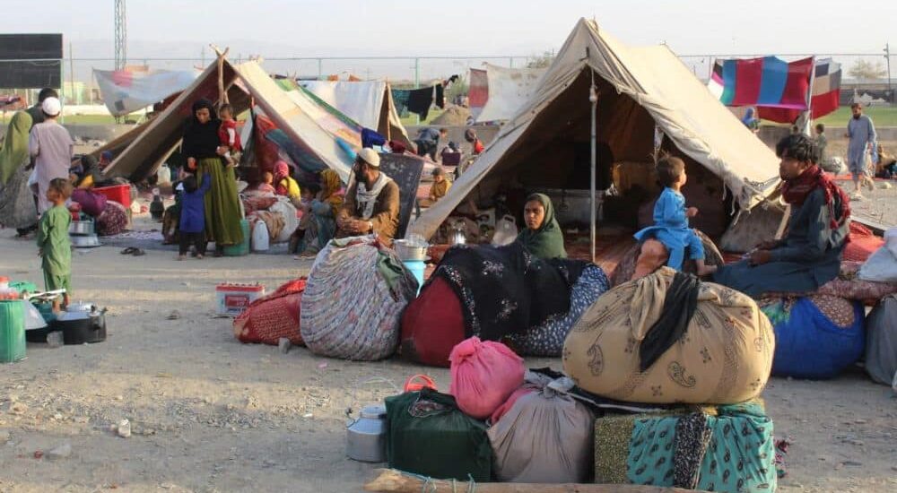 Pakistan Decides to Repatriate Afghan Refugees Amid Rising Tensions