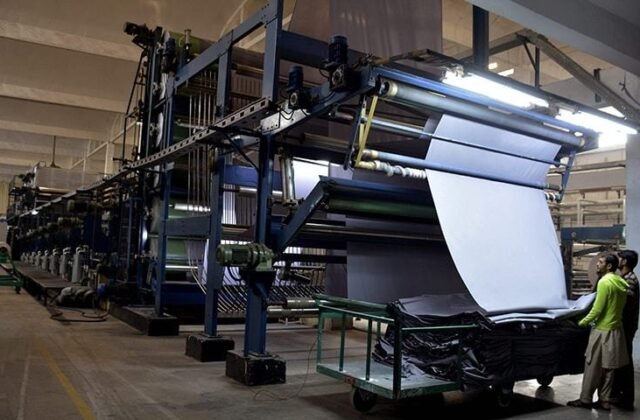 Textile Factory Closures Surge, Pakistan Eyes Recovery Plan
