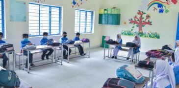 Controversy Erupts as Punjab Moves to Privatize Government Schools