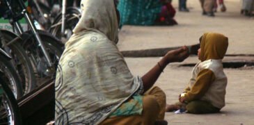 FIA Arrests 16 Beggars Travelling to Saudi Arabia from Multan