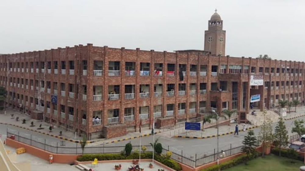 Rawalpindi's biggest hospital is no longer admitting new patients