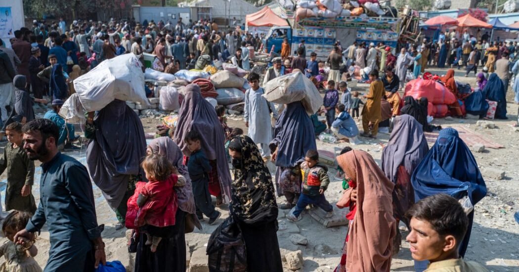 Govt Issues Arrest Orders of ‘Illegal Afghan Nationals’ in Pakistan