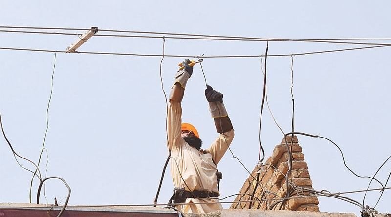 20 Employees Fired, 21 Demoted in Electricity Theft Scandal