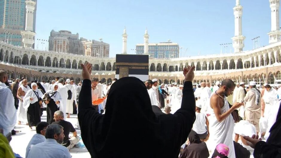 Pakistani Women Granted Conditional Permission to Perform Hajj Without Mahram