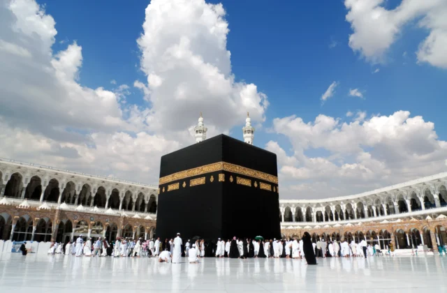 Saudi Minister for Hajj and Umrah suggests best days and timings to perform Umrah