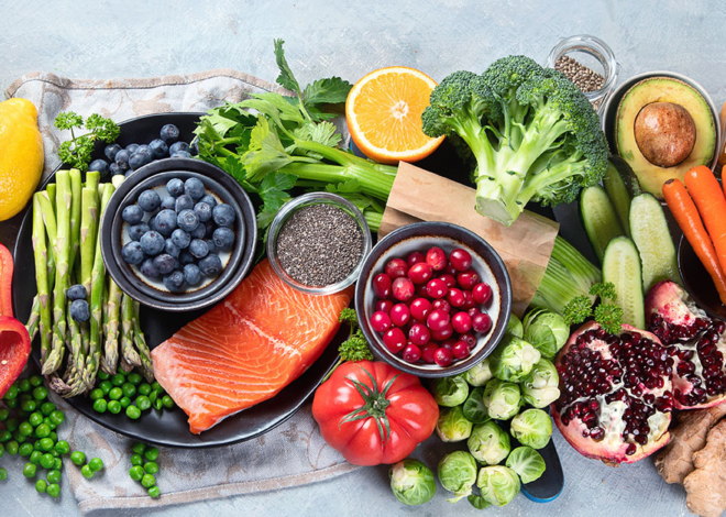 Nourishing Vision: 10 Essential Foods for Healthy Eyes