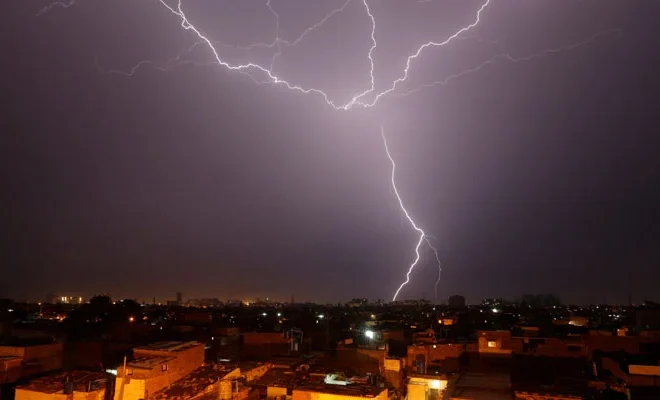 China gifts 25 meteorological detectors to Pakistan