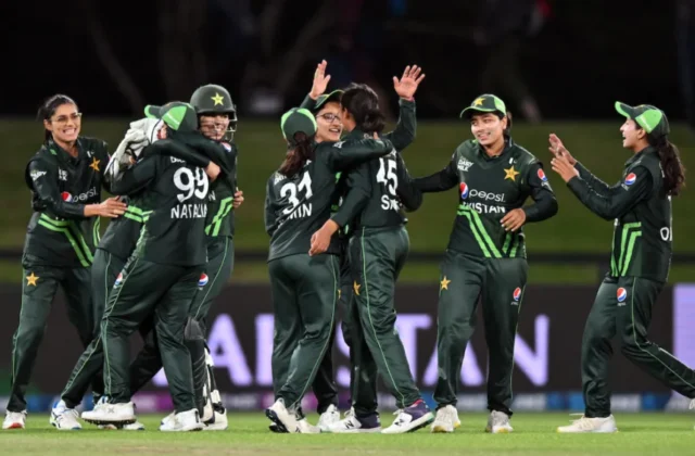 Sophie Devine Loses First-Ever Super Over as Pakistan Defeat New Zealand in Third ODI
