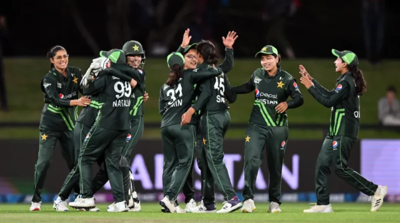 Sophie Devine Loses First-Ever Super Over as Pakistan Defeat New Zealand in Third ODI