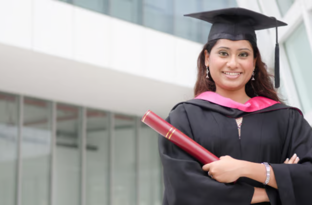 Pakistani students can apply for scholarships offered by Saudi Arabia