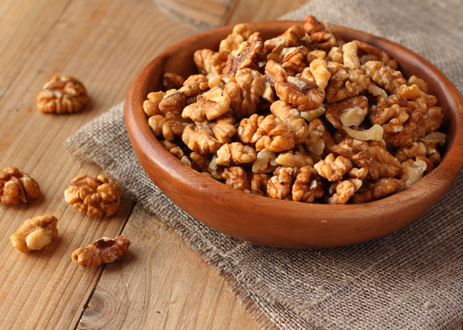Embracing the Nutritional Powerhouse: 10 Reasons to Include Walnuts in Your Daily Diet
