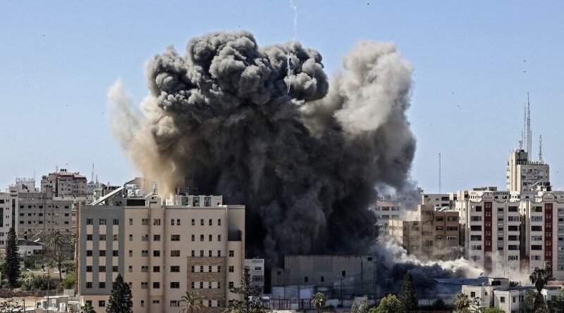 Israeli troops kill over 700 Palestinians in 24 hour