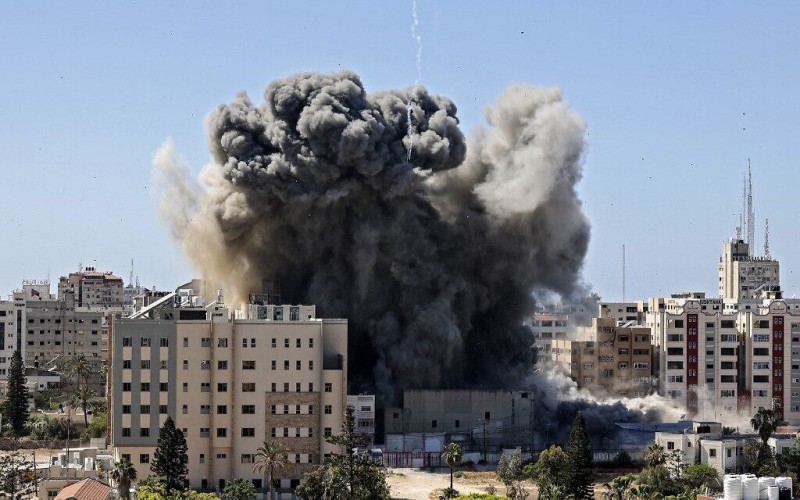 Israeli troops kill over 700 Palestinians in 24 hour